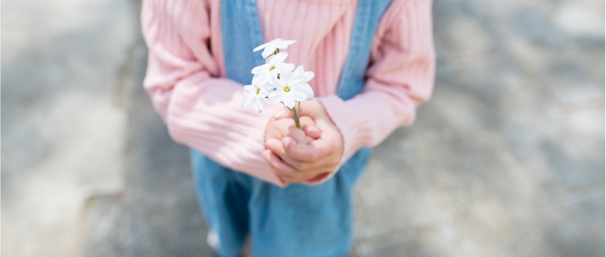 How to Help Your Child Learn Gratitude